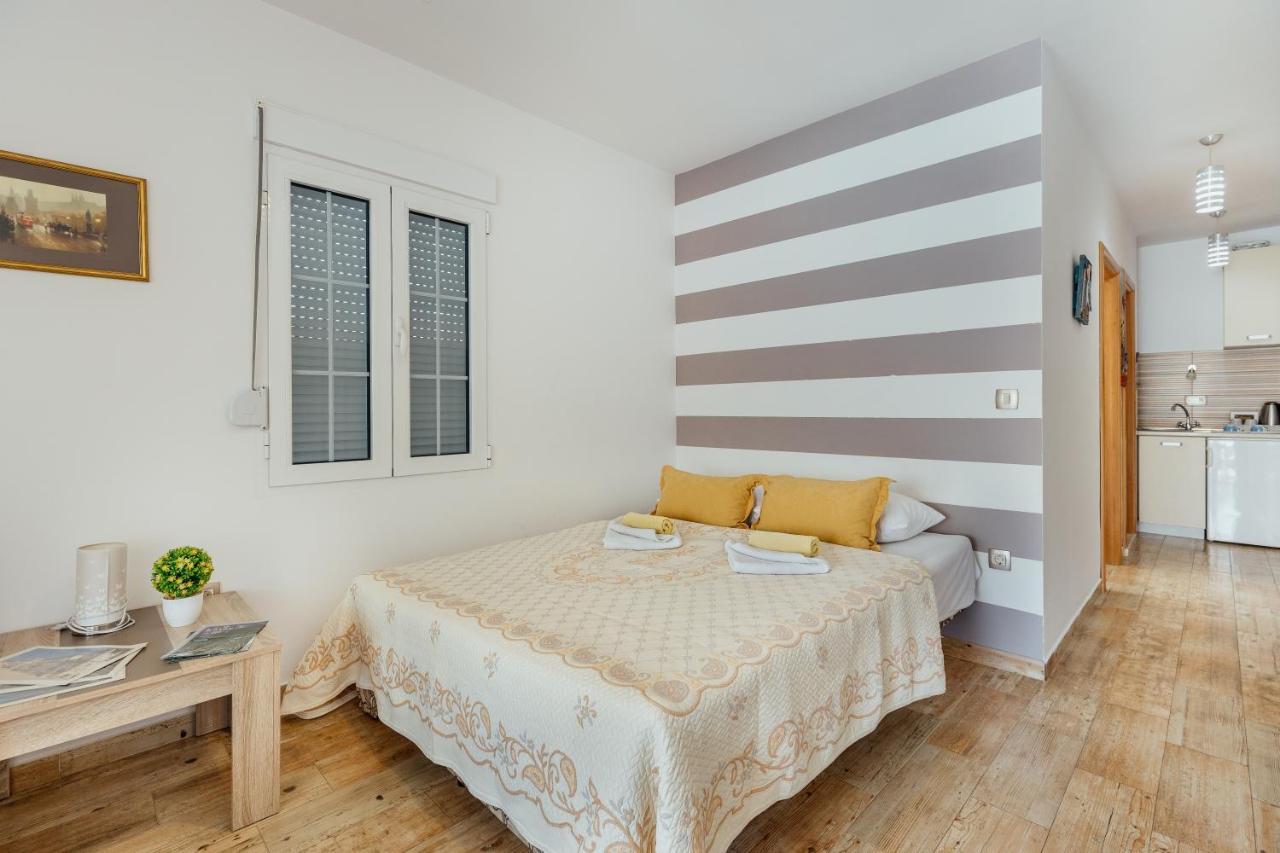 Apartments Cosovic コトル エクステリア 写真