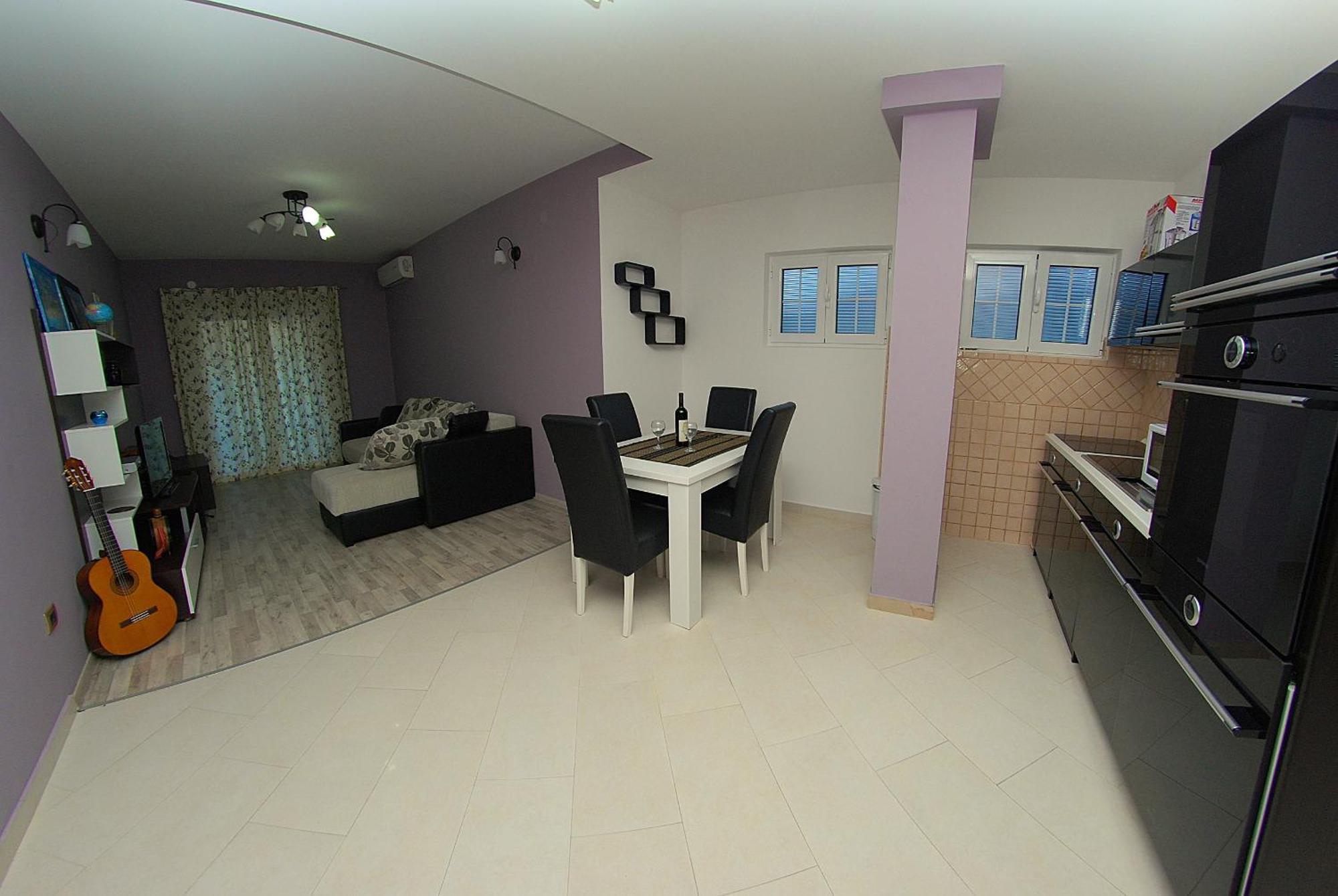 Apartments Cosovic コトル 部屋 写真
